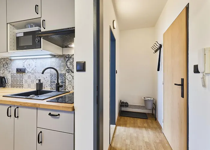 3 By Interhome *